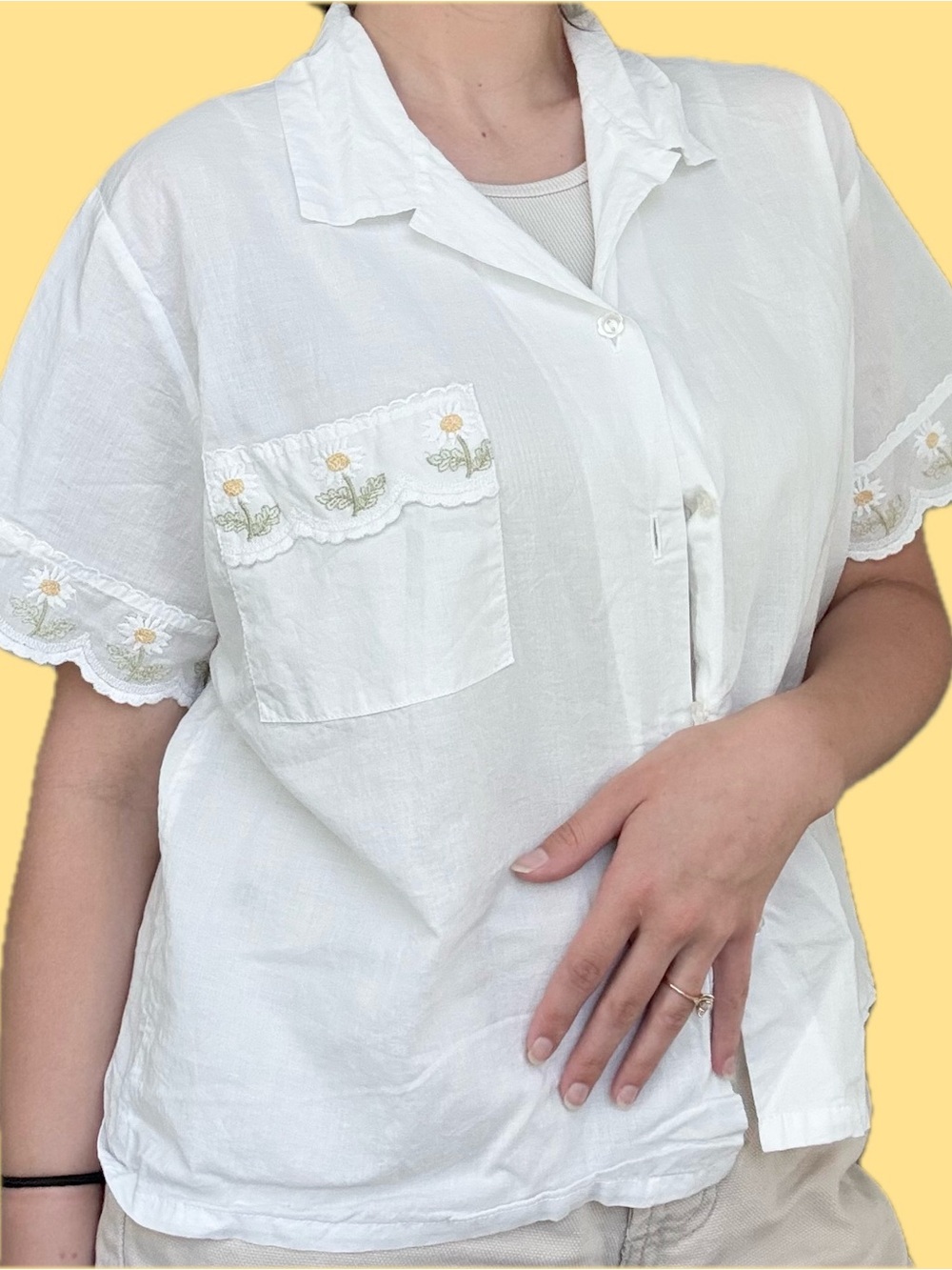 Vintage Priamo Embroidered Daisy Short-Sleeve Cotton Blouse